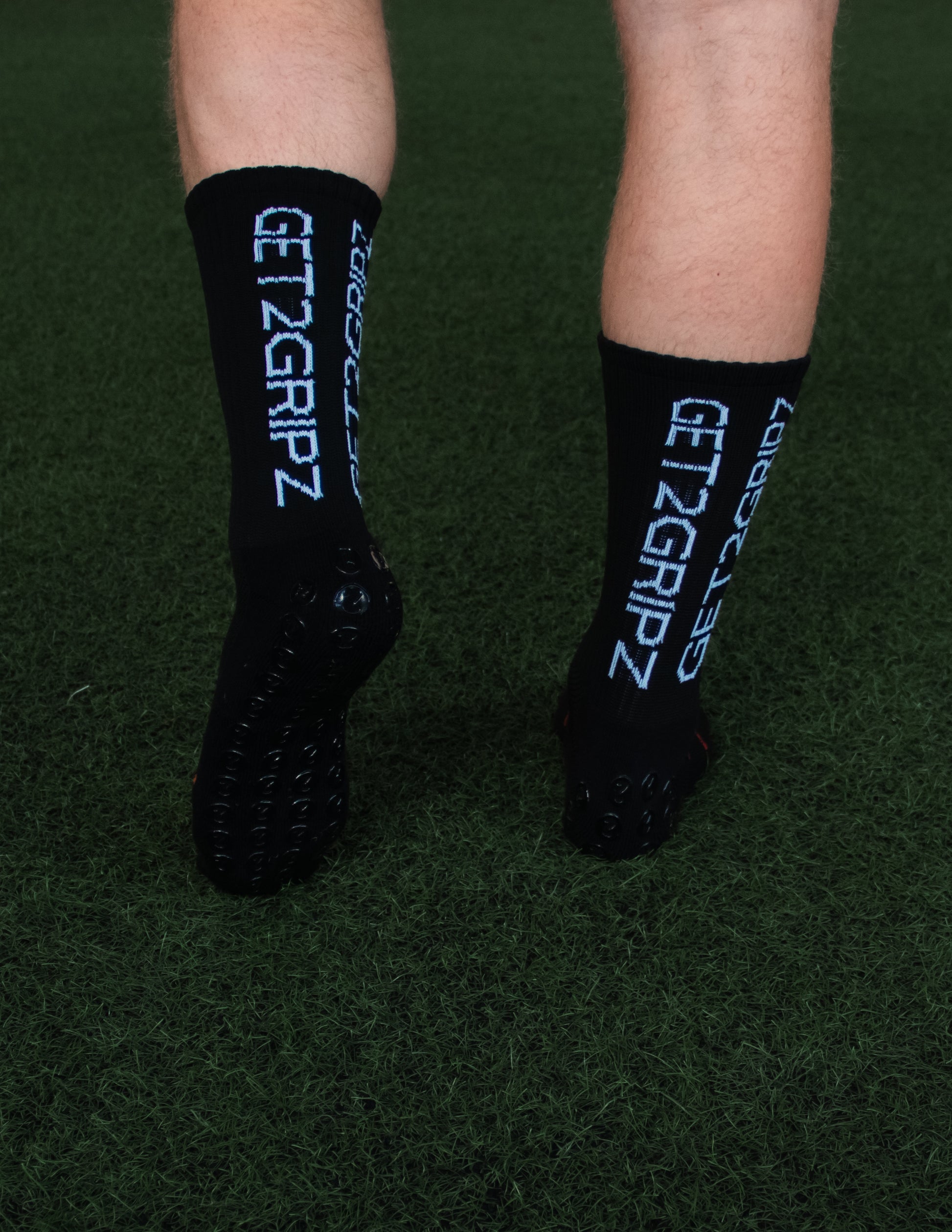 ⚽️GekoSox Soccer Grip Socks Mid Calf/Crew Sizes L (7-12) M (5-8) S (3-6)